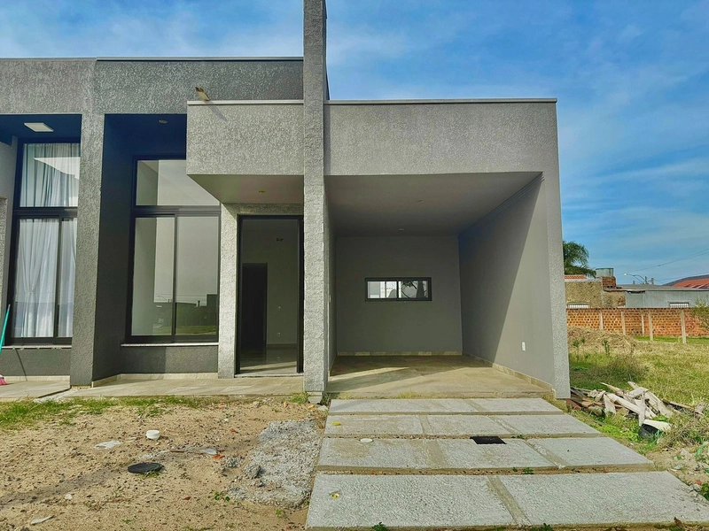 Conforto e Estilo: Geminado com 3 Dormitórios e Churrasqueira: 1ª foto da galeria de imagens do imóvel