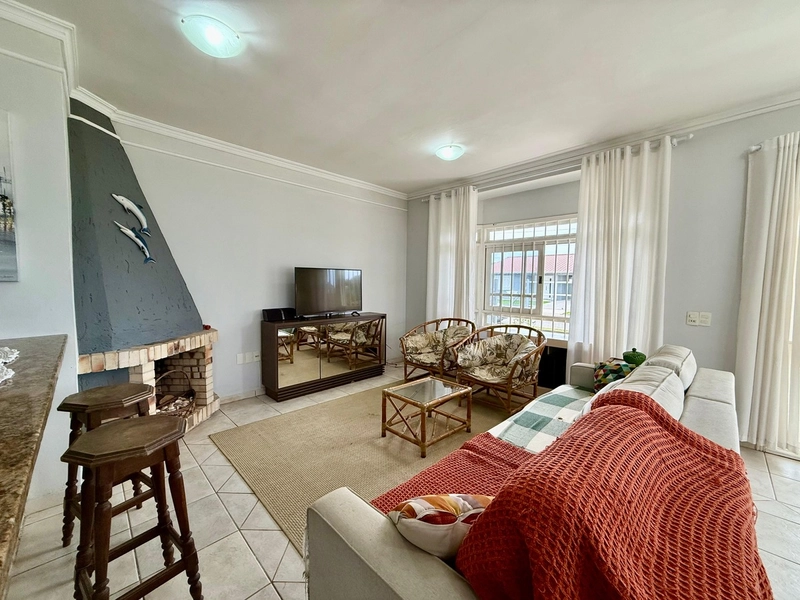Casa na Praia à Venda – Conforto e Lazer Garantidos: 8ª foto da galeria de imagens do imóvel