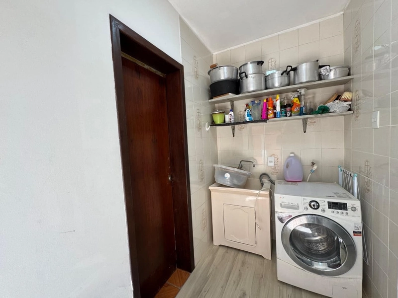 Casa com Localização Privilegiada e Amplo Pátio: 10ª foto da galeria de imagens do imóvel