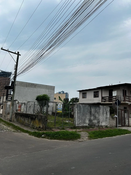 Terreno de esquina em Torres!: 4ª foto da galeria de imagens do imóvel