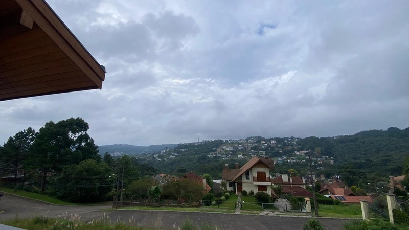 Alto Padrão Em Gramado: 6ª foto da galeria de imagens do imóvel