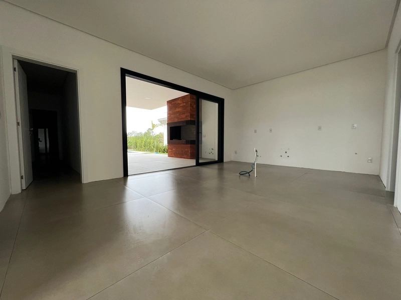 Linda casa em Torres/RS: 5ª foto da galeria de imagens do imóvel