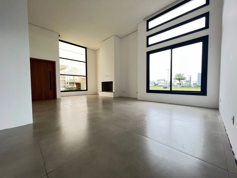 Linda casa em Torres/RS: 6ª foto da galeria de imagens do imóvel