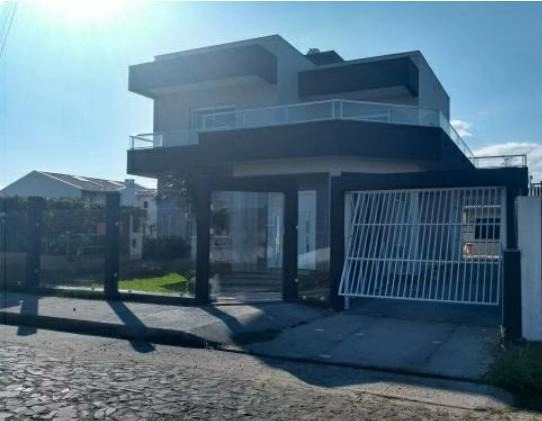 Vendo casa no centro de Passo de Torres/SC: 1ª foto da galeria de imagens do imóvel
