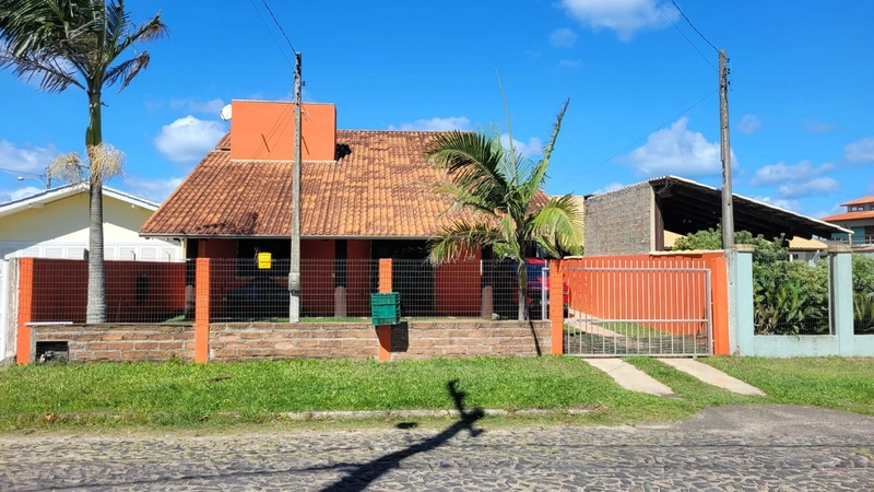 Casa à venda Passo de Torres/SC: 1ª foto da galeria de imagens do imóvel