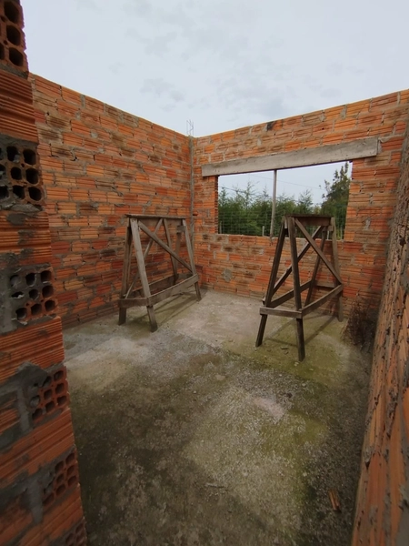 Vendo casa para terminar Passo de Torre/SC: 10ª foto da galeria de imagens do imóvel