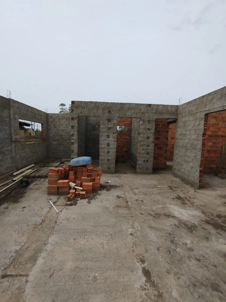 Vendo casa para terminar Passo de Torre/SC: 1ª foto da galeria de imagens do imóvel