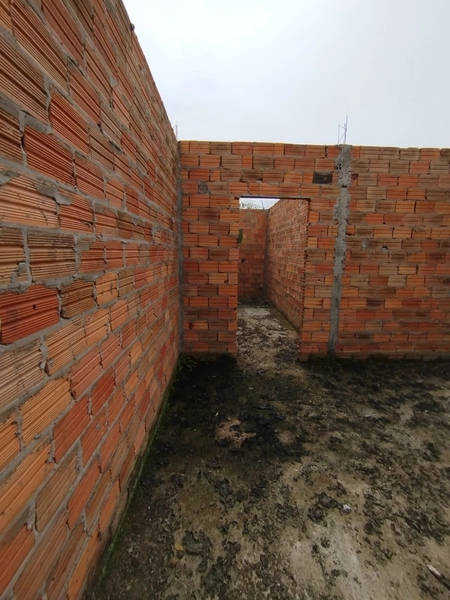 Vendo casa para terminar Passo de Torre/SC: 6ª foto da galeria de imagens do imóvel