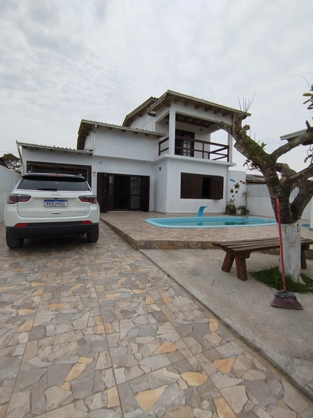 Casa Passo de Torres/SC: 1ª foto da galeria de imagens do imóvel