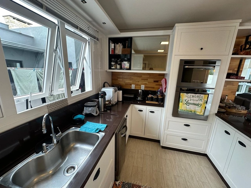 Sobrado à Venda Passo de Torres/SC: 9ª foto da galeria de imagens do imóvel