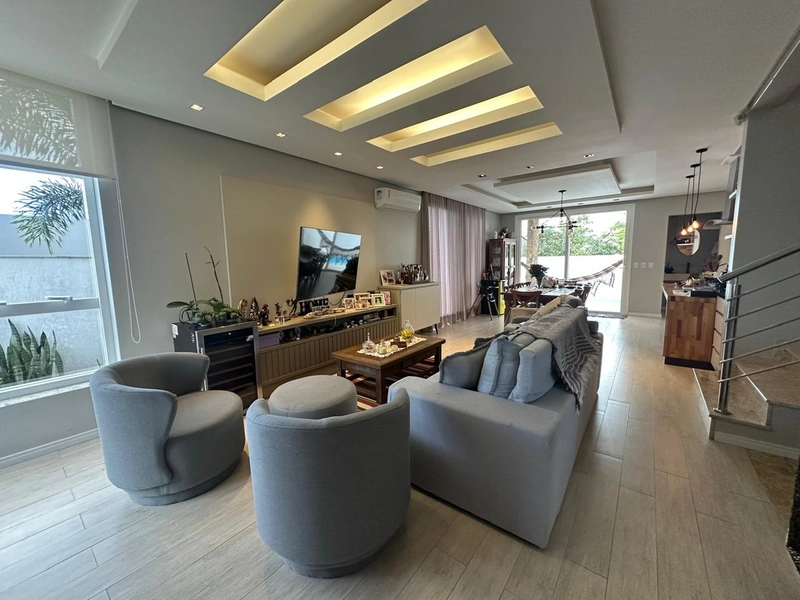 Sobrado à Venda Passo de Torres/SC: 10ª foto da galeria de imagens do imóvel