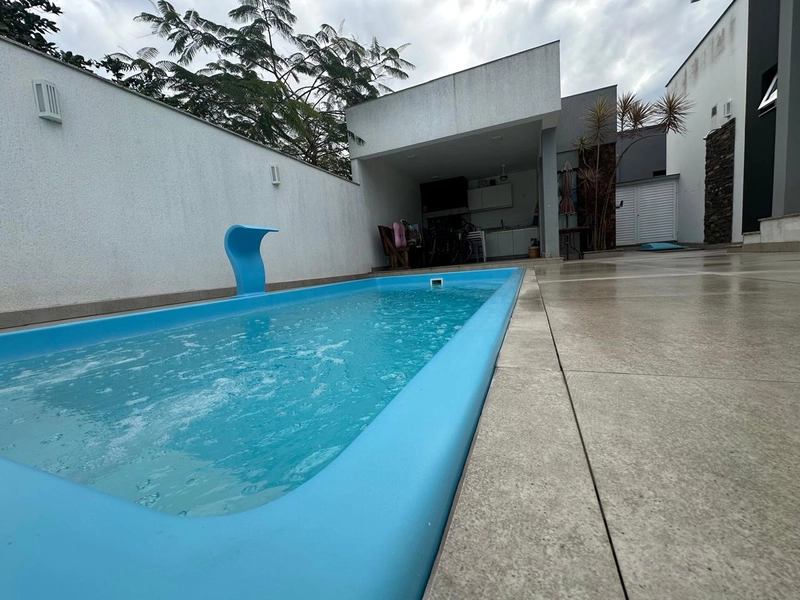 Sobrado à Venda Passo de Torres/SC: 4ª foto da galeria de imagens do imóvel