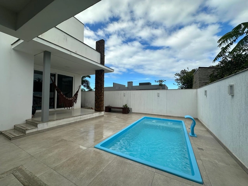 Sobrado à Venda Passo de Torres/SC: 3ª foto da galeria de imagens do imóvel