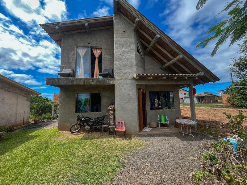 Casa à Venda em Torres/RS