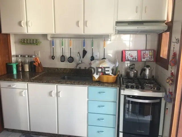 APARTAMENTO COMPOSTO POR 3 DORMITÓRIOS NO CENTRO DE CAPÃO!: 7ª foto da galeria de imagens do imóvel