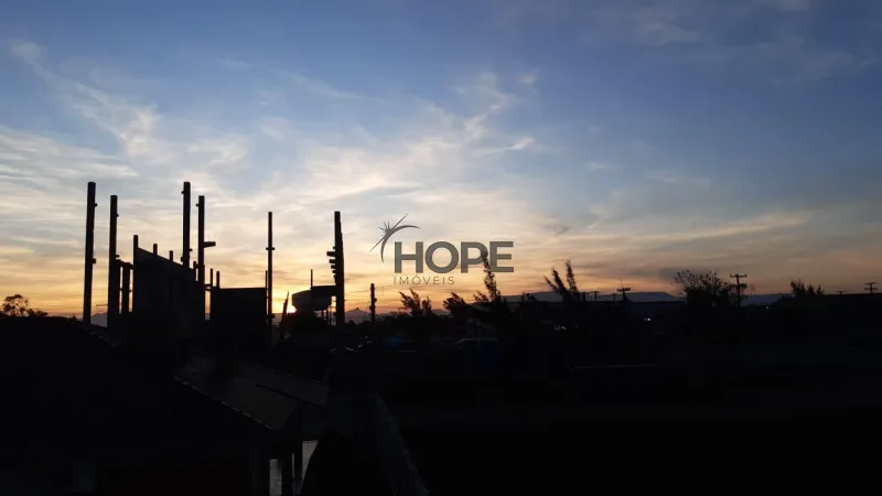 Lindo duplex  com 2 dormitórios em Capão da Canoa: 25ª foto da galeria de imagens do imóvel