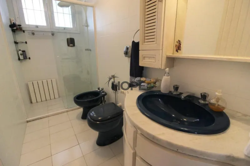 LINDA CASA COMPOSTA POR 4 QUARTOS E COM JARDIM DE INVERNO EM XANGRI-LÁ: 18ª foto da galeria de imagens do imóvel