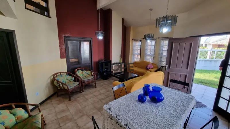 CASA 4 DORMITÓRIOS COM 2 SUÍTES EM XANGRI-LÁ!: 2ª foto da galeria de imagens do imóvel