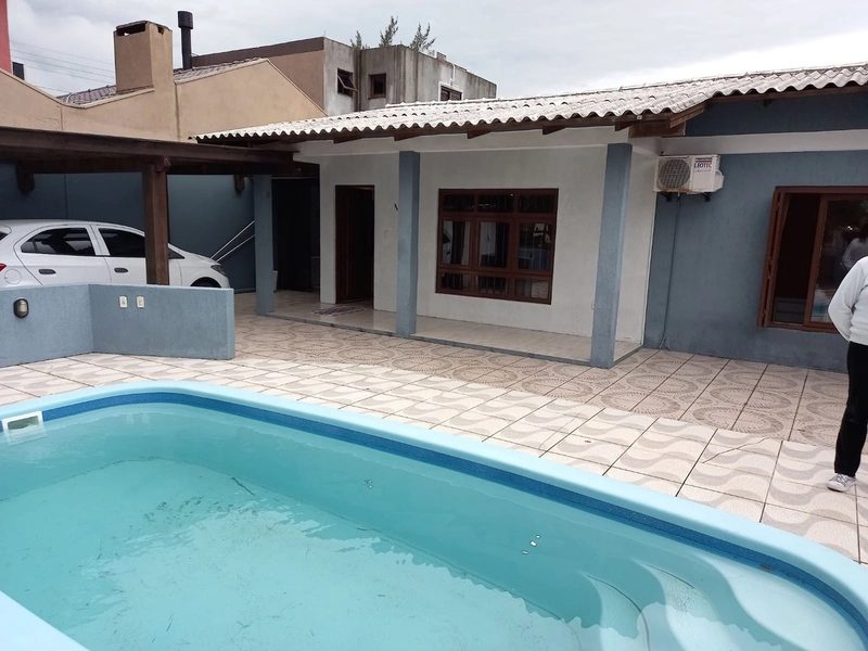 CASA LOCAÇÃO VERÃO EM ATLÂNTIDA SUL.: 1ª foto da galeria de imagens do imóvel