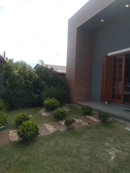 Casa com piscina para tirar suas ferias: 4ª foto da galeria de imagens do imóvel