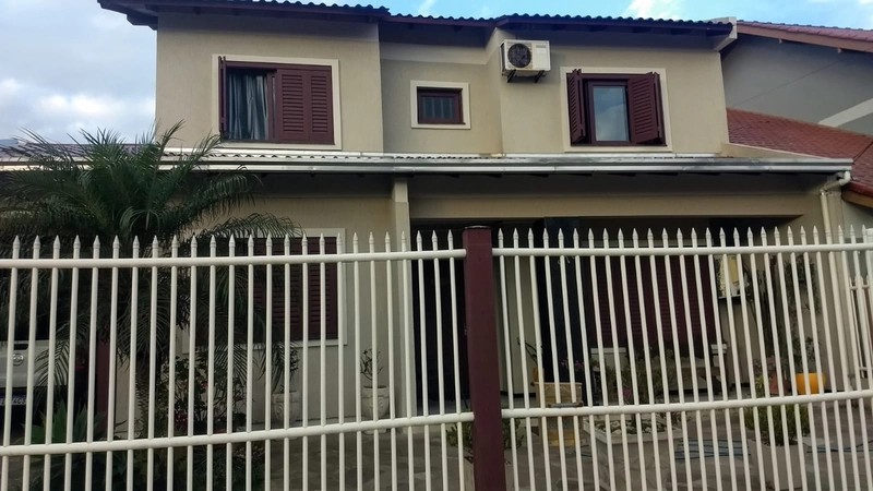 LINDA CASA COM SUÍTE NA ZONA NOVA EM CAPÃO DA CANOA!: 1ª foto da galeria de imagens do imóvel