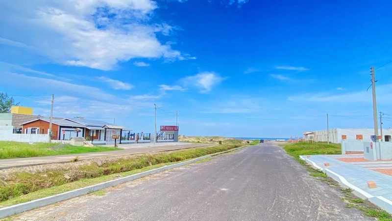 CASA EM CAPÃO DA CANOA COM VISTA PARA O MAR!: 2ª foto da galeria de imagens do imóvel