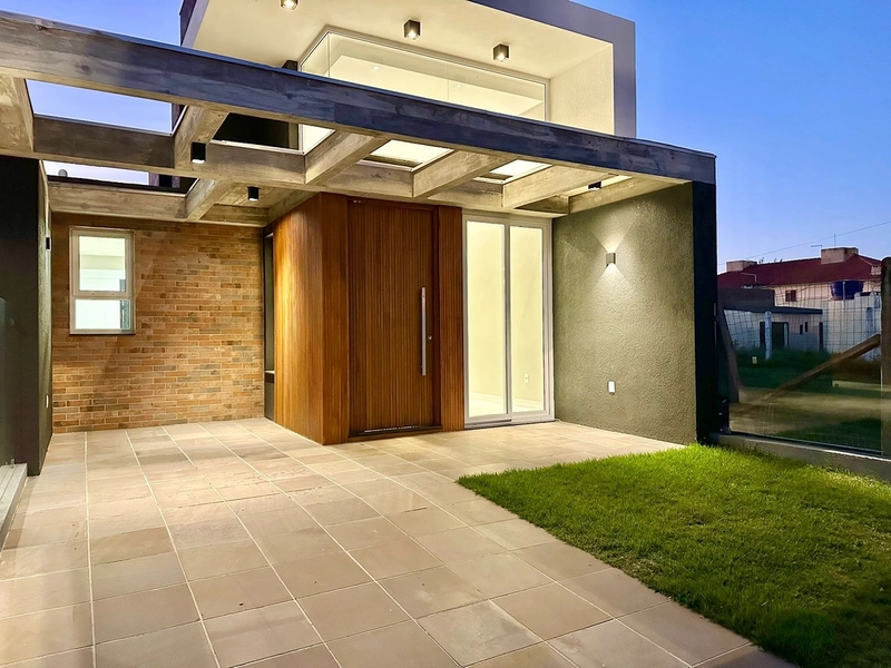 Casa com duas suítes em Capão da Canoa!: 1ª foto da galeria de imagens do imóvel
