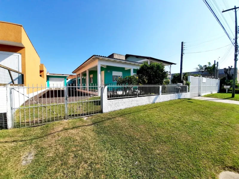 Casa a venda com anexos CAPÃO DA CANOA!: 2ª foto da galeria de imagens do imóvel