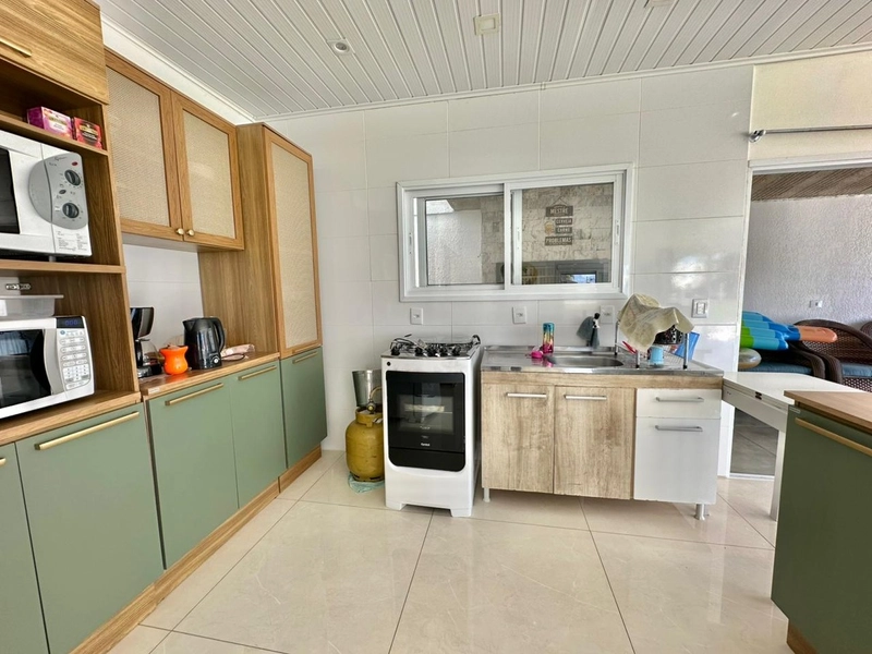 CASA COM 4 DORMITÓRIOS A VENDA EM XANGRI-LA: 11ª foto da galeria de imagens do imóvel