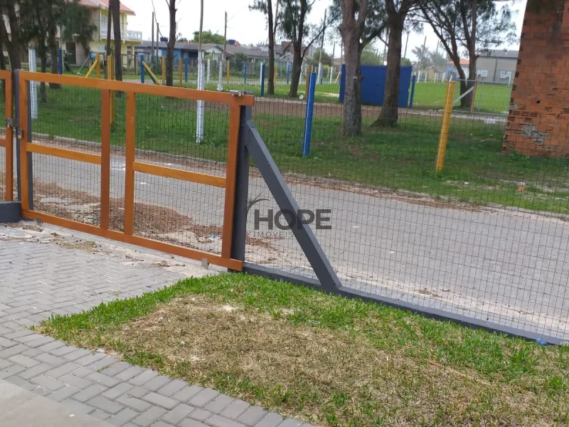 Casa a venda com 2 dormitórios sendo 1 suíte em bairro de Xangri-lá: 8ª foto da galeria de imagens do imóvel