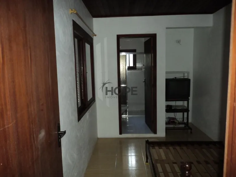 Casa a venda com 4 dormitorios em bairro de Xangri-lá: 8ª foto da galeria de imagens do imóvel