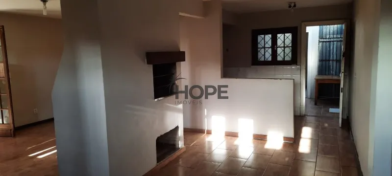 Casa à venda com 2 dormitórios no Centro de Xangri-lá: 2ª foto da galeria de imagens do imóvel