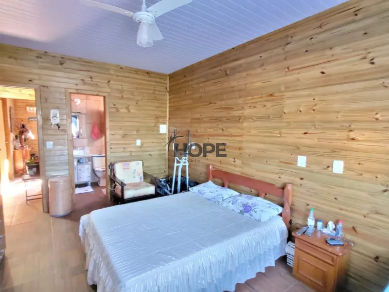 Casa a venda em Capão Novo: 3ª foto da galeria de imagens do imóvel