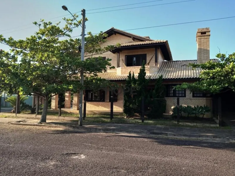 Sobrado com 4 dormitórios em bairro de Capão da Canoa: 19ª foto da galeria de imagens do imóvel