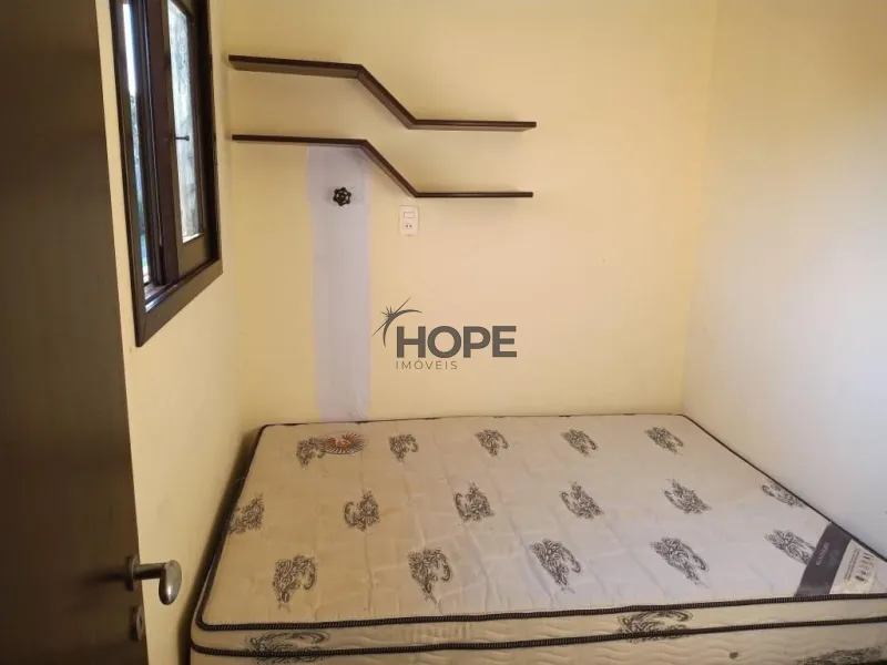 Sobrado com 4 dormitórios em bairro de Capão da Canoa: 7ª foto da galeria de imagens do imóvel