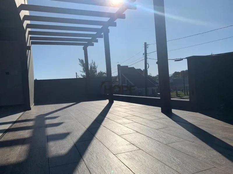 Casa com quatro dormitórios em bairro de Capão da Canoa: 5ª foto da galeria de imagens do imóvel