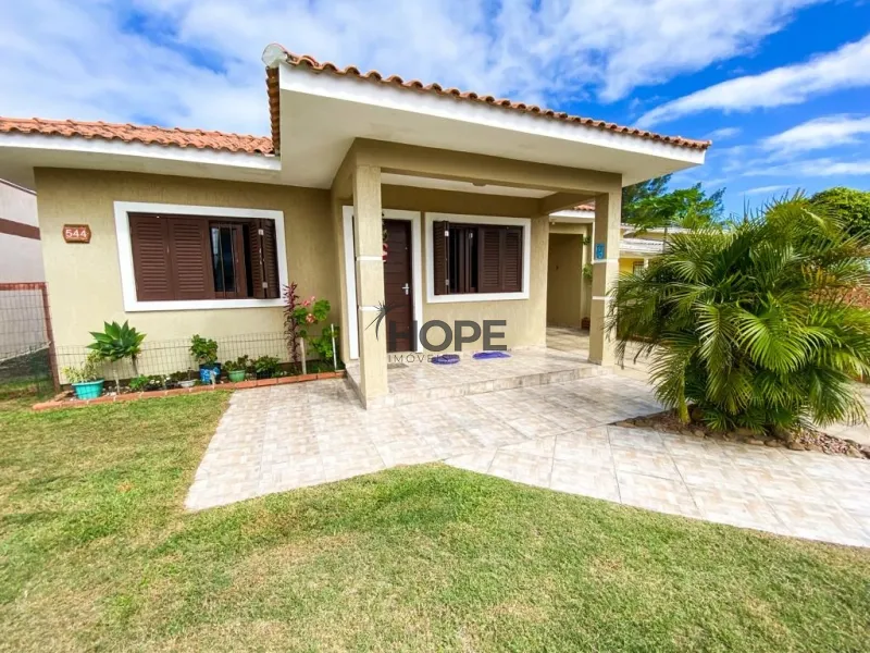 CASA 3 DORMITÓRIOS EM CAPÃO DA CANOA, PERTO DO MAR!: 1ª foto da galeria de imagens do imóvel