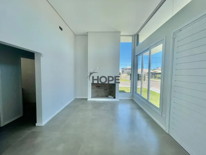 Casa com 3 dormitórios, sendo um suíte em bairro de Capão da Canoa: 26ª foto da galeria de imagens do imóvel