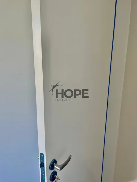 Casa com 3 dormitórios, sendo um suíte em bairro de Capão da Canoa: 2ª foto da galeria de imagens do imóvel