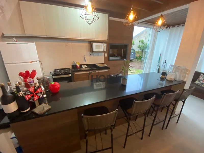 Casa com 4 dormitórios em Capão da Canoa: 7ª foto da galeria de imagens do imóvel