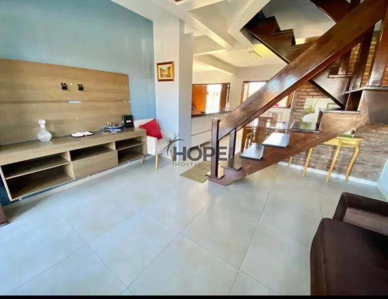 Linda Casa Zona Nova Capão da Canoa: 2ª foto da galeria de imagens do imóvel