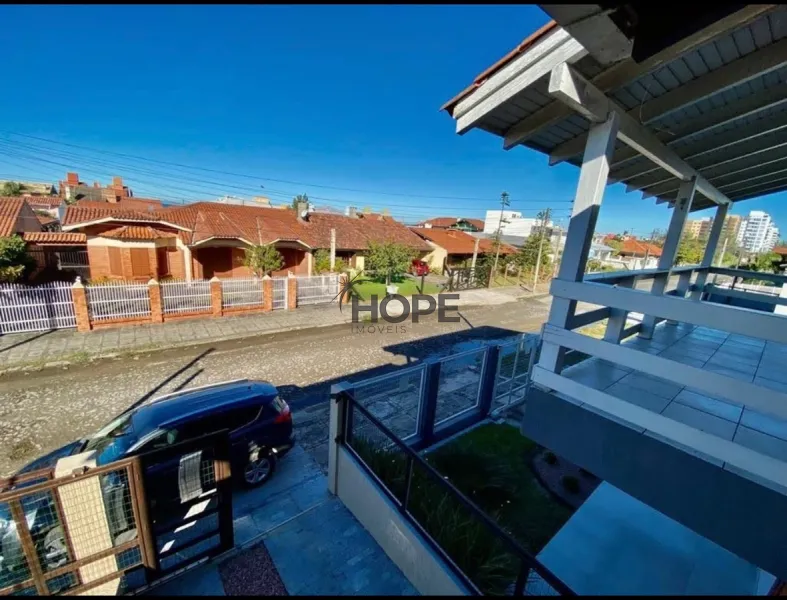 Linda Casa Zona Nova Capão da Canoa: 19ª foto da galeria de imagens do imóvel