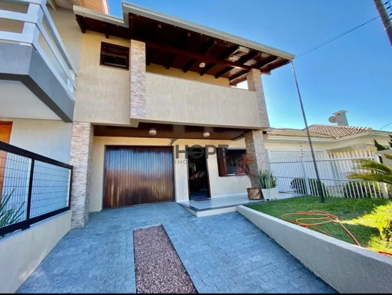 Linda Casa Zona Nova Capão da Canoa: 1ª foto da galeria de imagens do imóvel