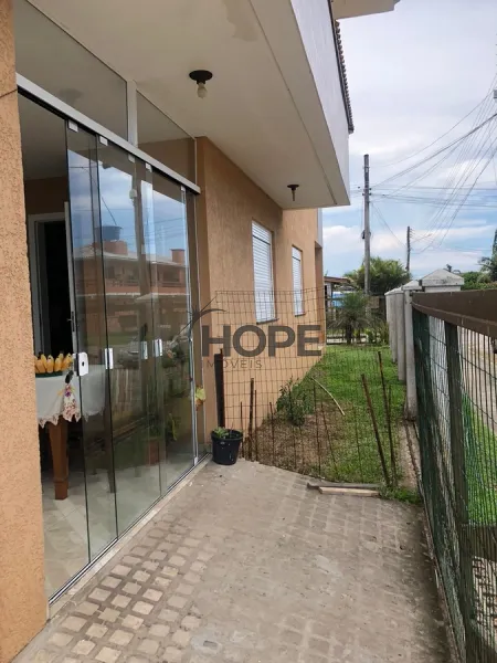 Lindo sobrado com 3 dormitórios em Capão da Canoa!: 3ª foto da galeria de imagens do imóvel