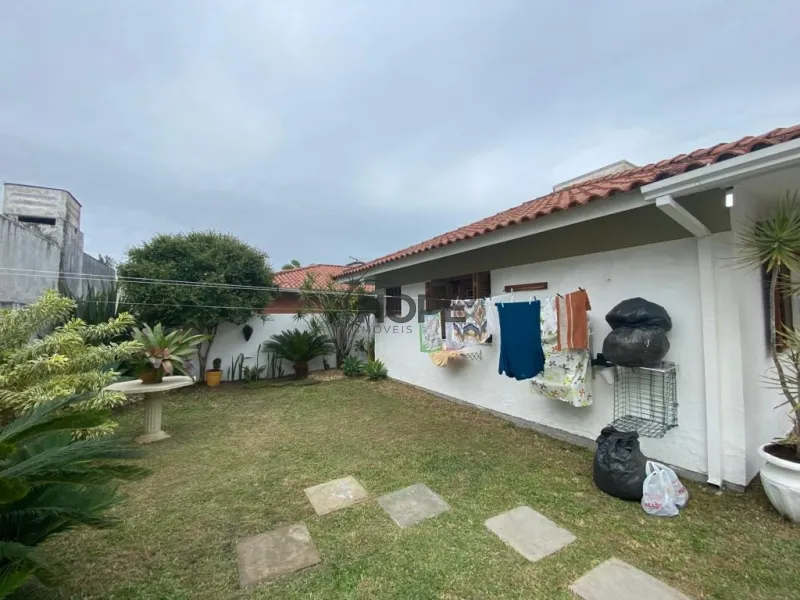 Casa com 3 dormitórios, sendo um suíte em Xangri-lá: 17ª foto da galeria de imagens do imóvel