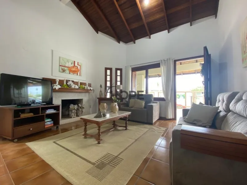 Casa com 3 dormitórios, sendo um suíte em Xangri-lá: 3ª foto da galeria de imagens do imóvel
