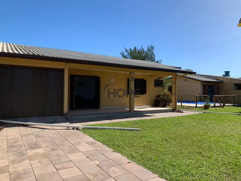 Casa com 3 dormitórios, sendo uma suíte em bairro de Capão da Canoa: 21ª foto da galeria de imagens do imóvel