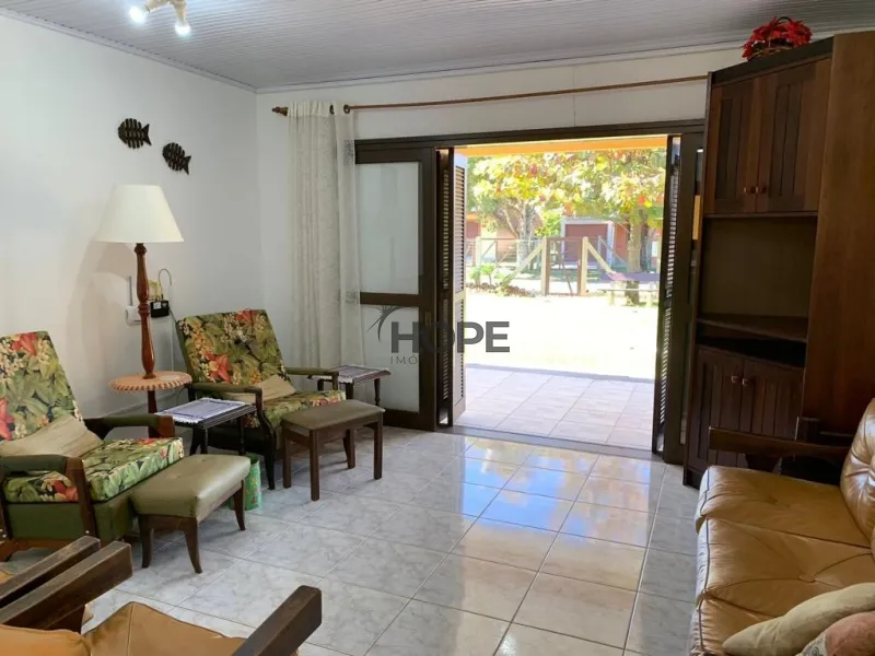 Casa com 3 dormitórios, sendo uma suíte em bairro de Capão da Canoa: 40ª foto da galeria de imagens do imóvel