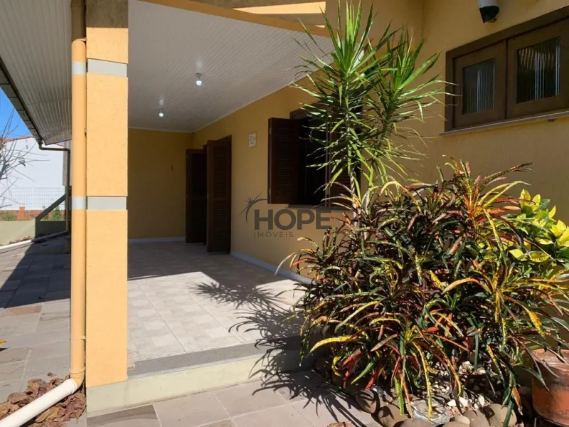 Casa com 3 dormitórios, sendo uma suíte em bairro de Capão da Canoa: 29ª foto da galeria de imagens do imóvel