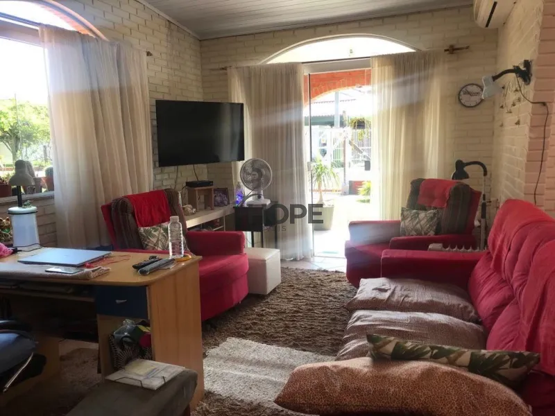 CASA COM 3 DORMITÓRIOS EM XANGRI-LÁ!: 9ª foto da galeria de imagens do imóvel